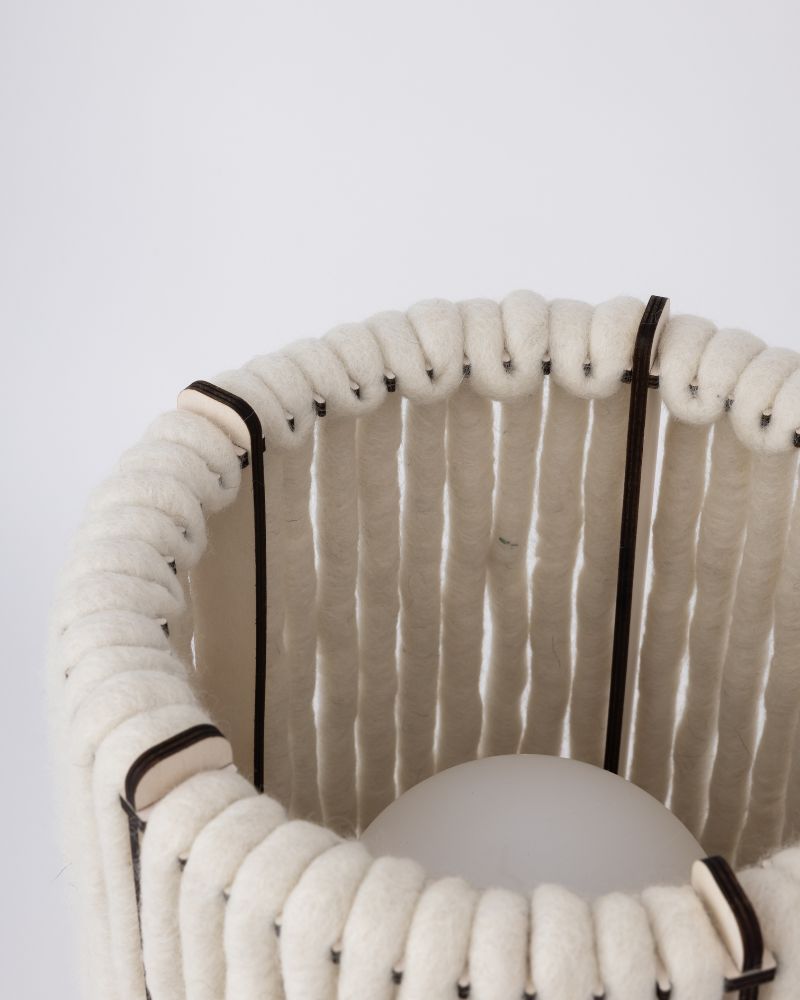 Bodenleuchte Tischleuchte aus Wolle Zylinder