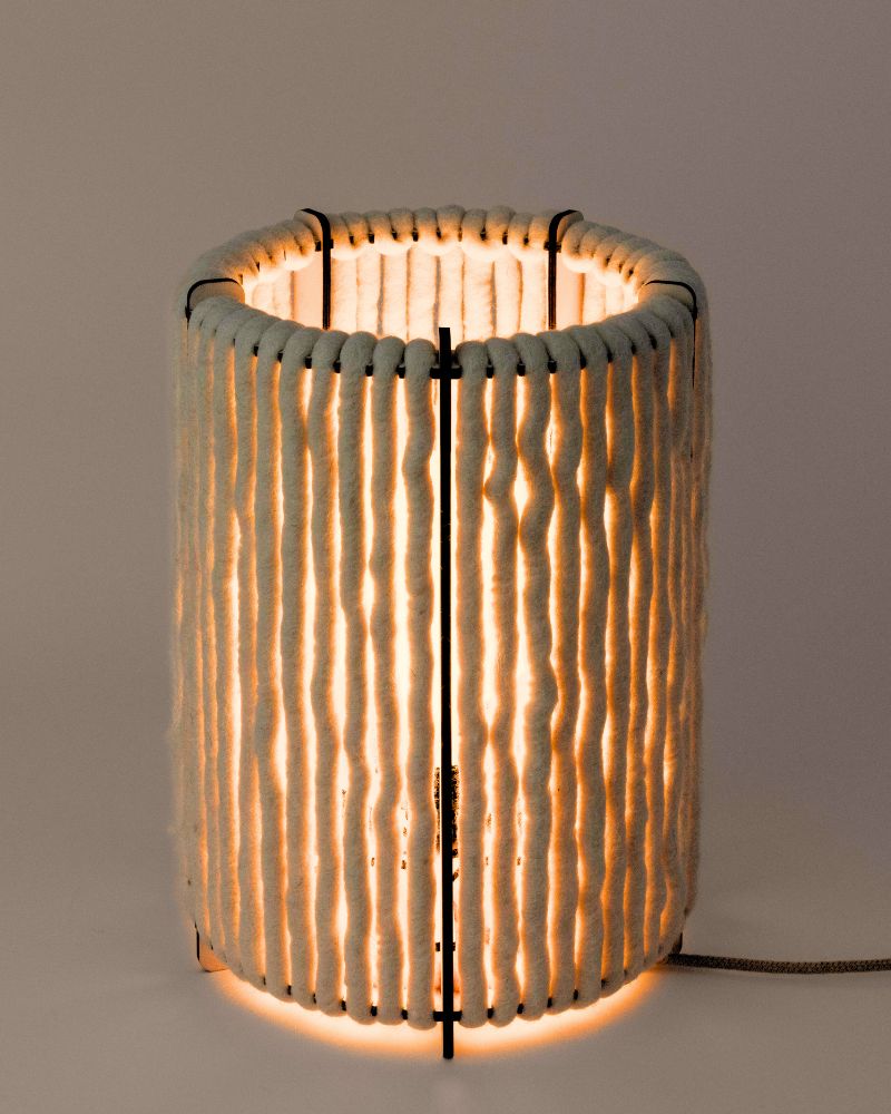 Bodenleuchte Tischleuchte aus Wolle Zylinder