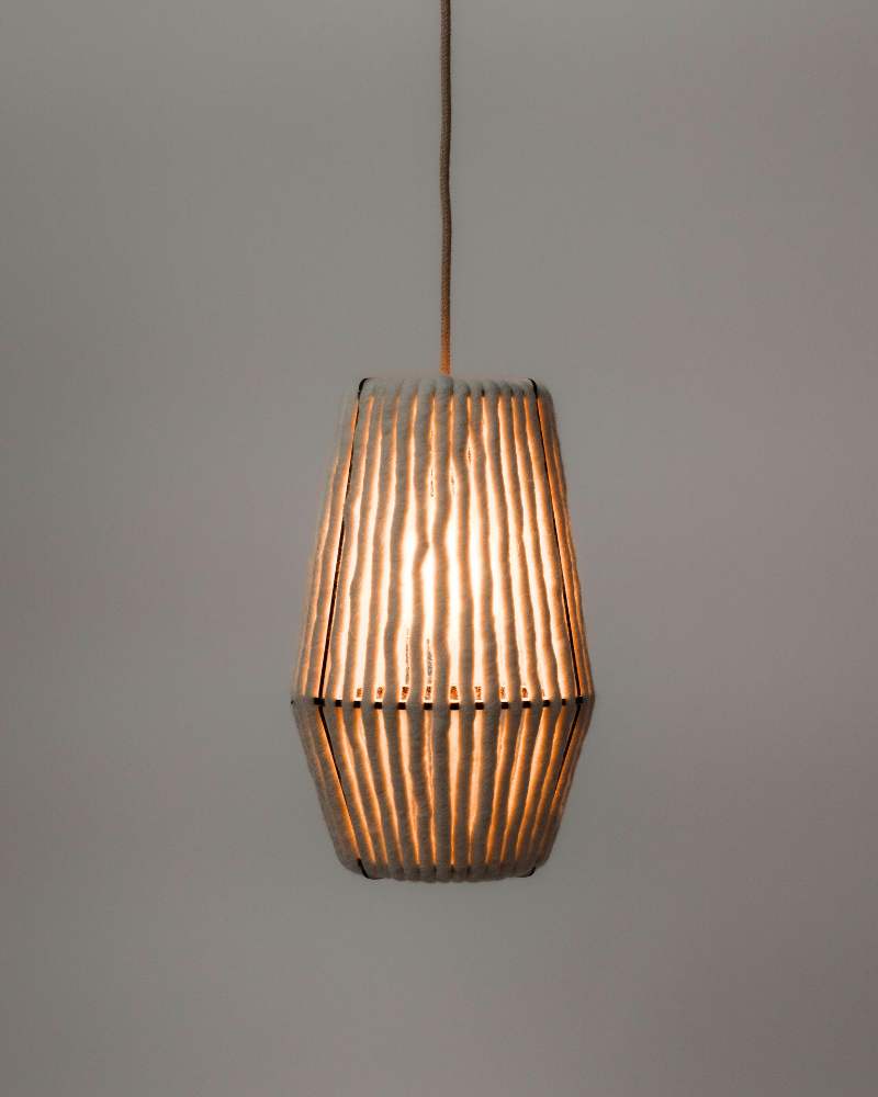 Pendelleuchte aus Wolle Konus