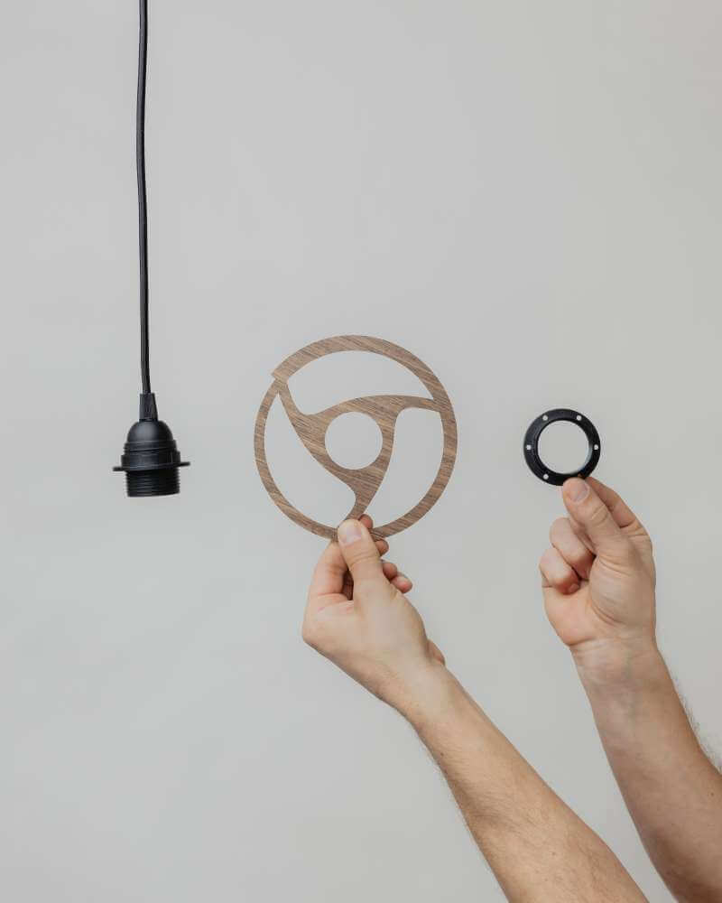 3er Pendelleuchte konisch Rundbaldachin Schwarz