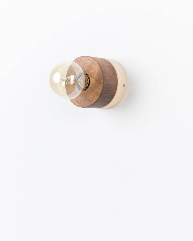 Wandleuchte Walnuss Zartrosa