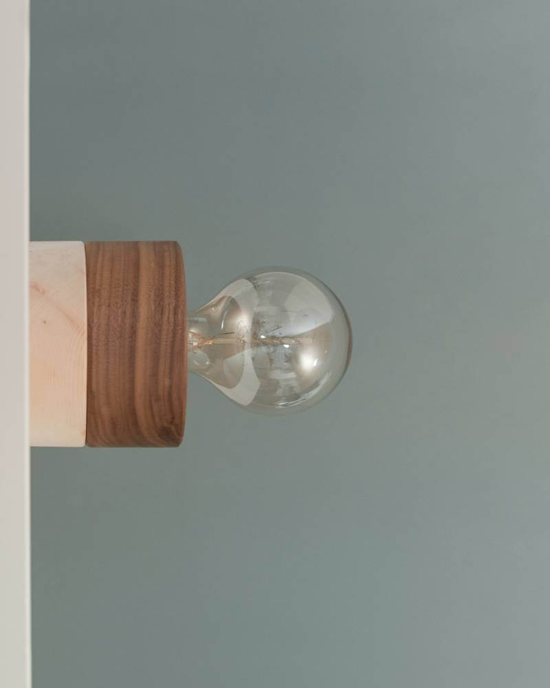 Wandleuchte Walnuss Zartrosa