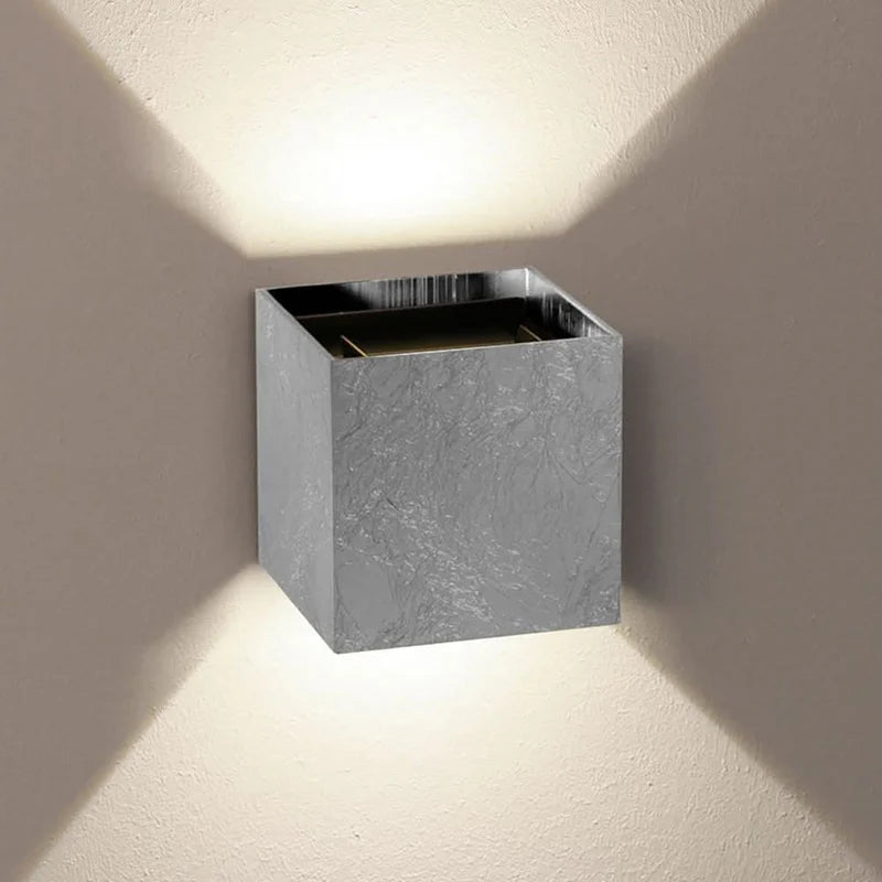 Ixa LED Wandleuchte verstellbare Winkel Innen & Aussen IP44