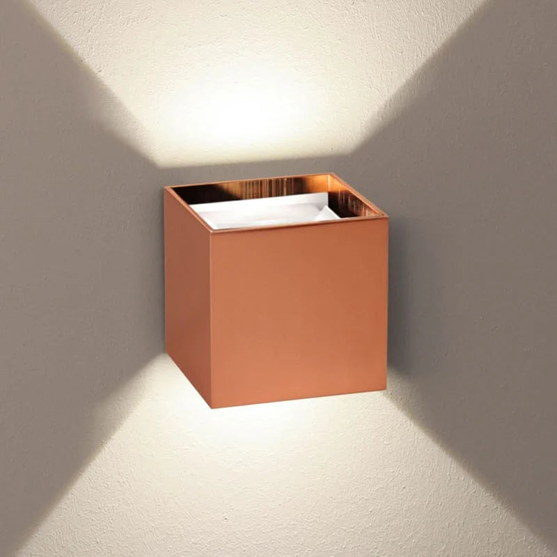 Ixa LED Wandleuchte mit Bewegungsmelder