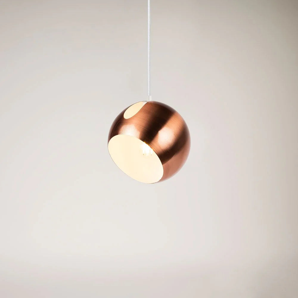 Ball Metall Pendelleuchte mit drehbarem Schirm