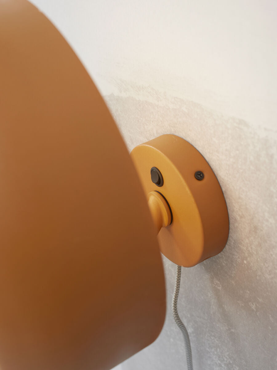 Wandleuchte Eisen Porto senffarben