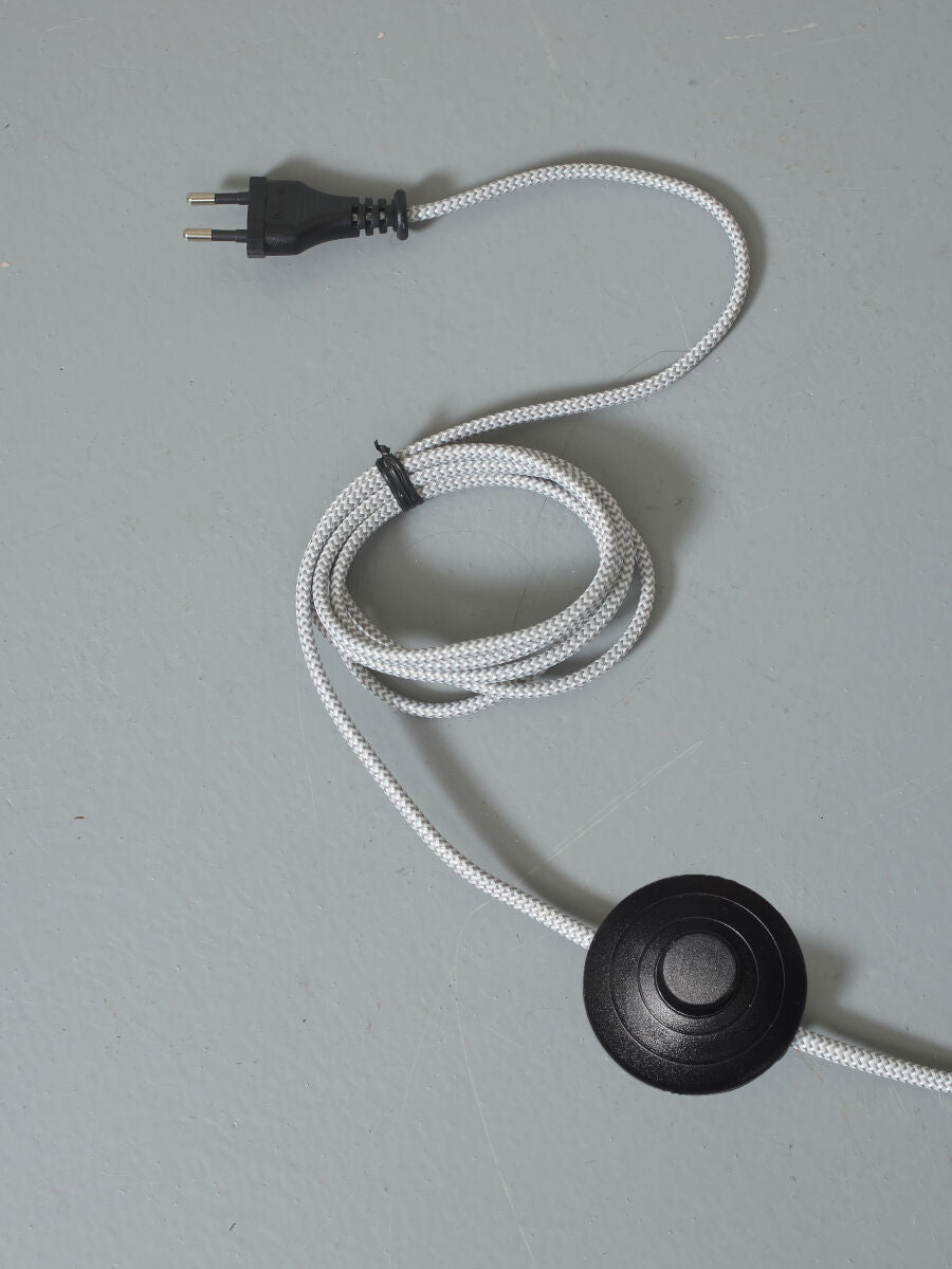 Stehleuchte Lissabon spitzer Schirm