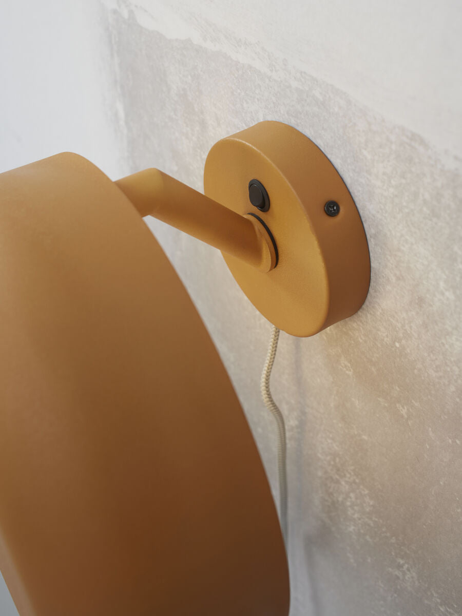 Wandleuchte Eisen Porto senffarben