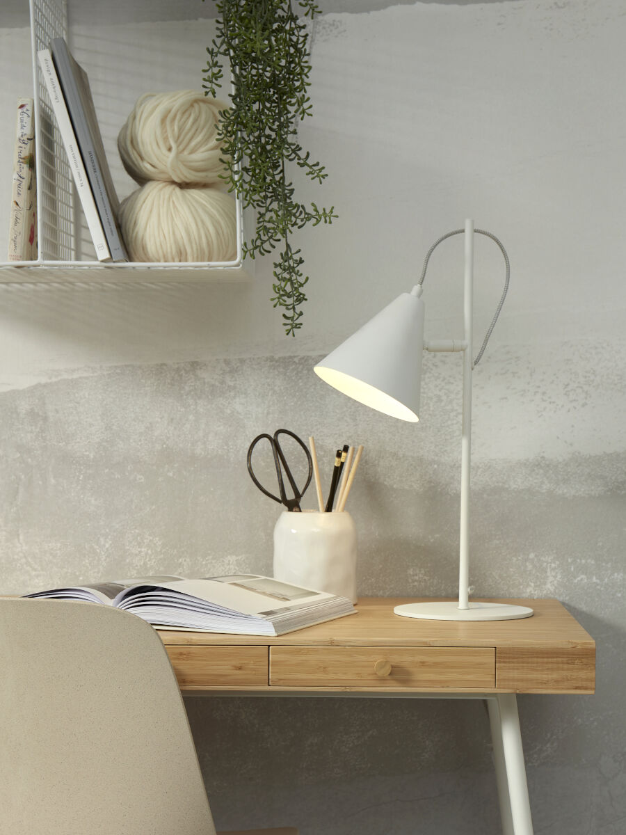 Tischleuchte Lissabon spitzer Schirm weiss