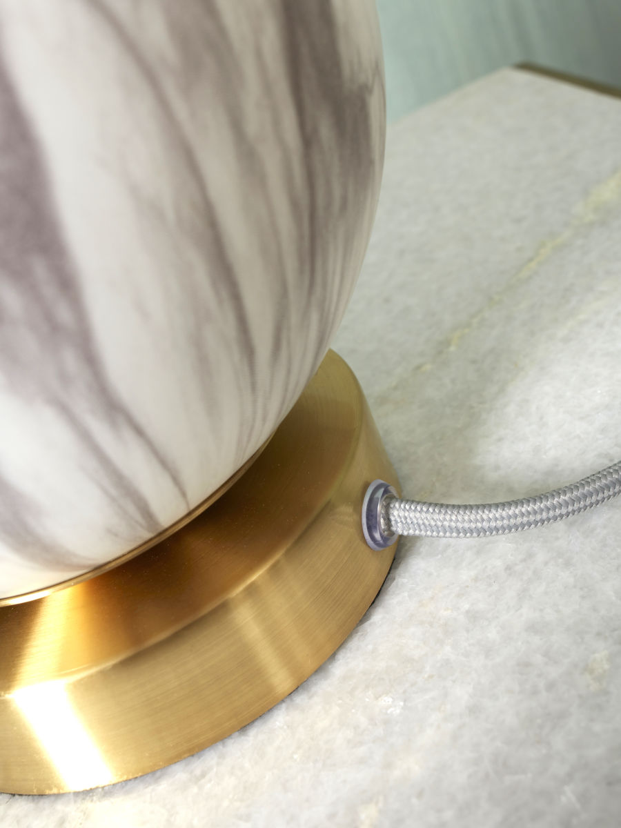 Tischleuchte Glas Eisen Carrara weisser Marmordruck gold