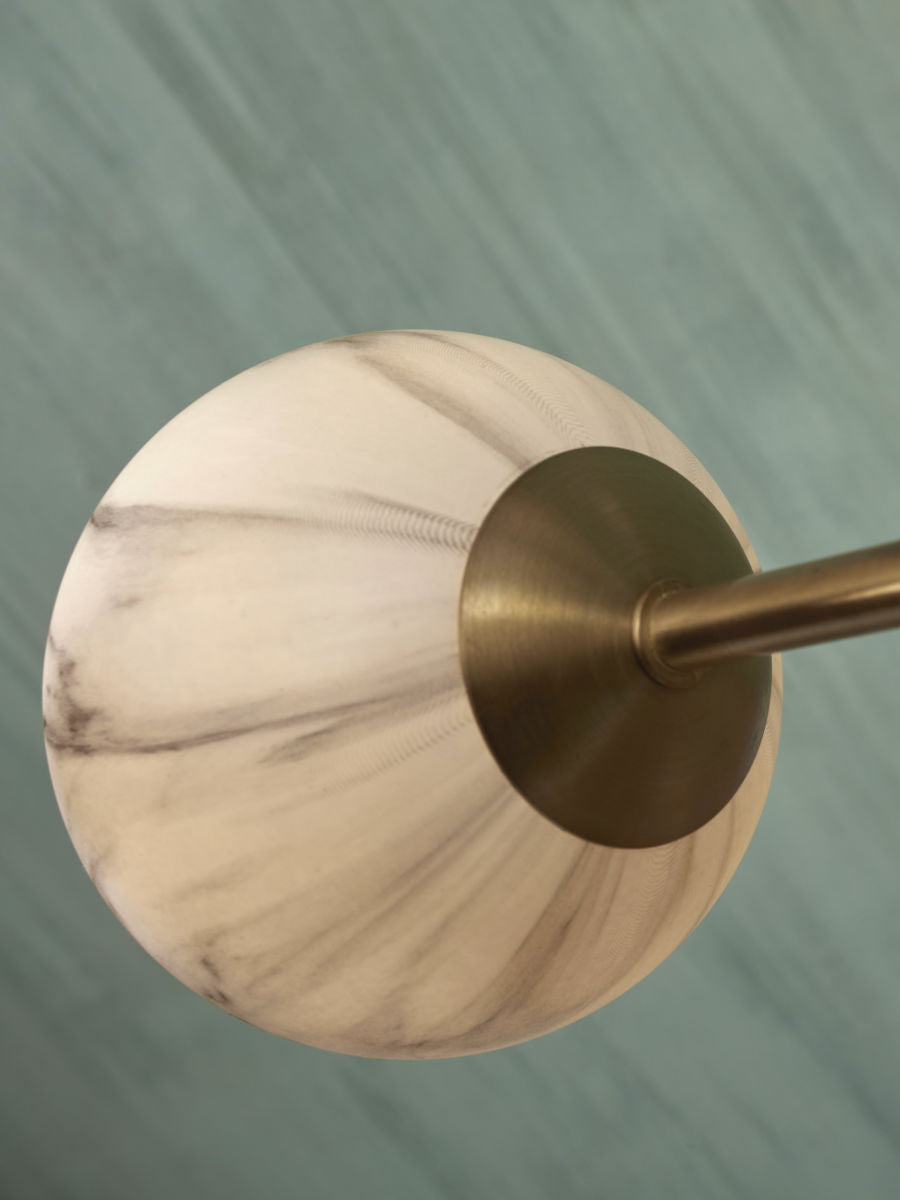 Hängeleuchte Carrara 3 Arm 6 Globus weisser Marmordruck gold